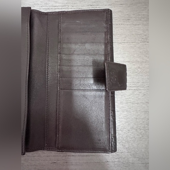 Authentic Gucci Wallet - Picture 12 of 12